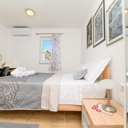 Rooms Forever Miholascica Ngoại thất bức ảnh